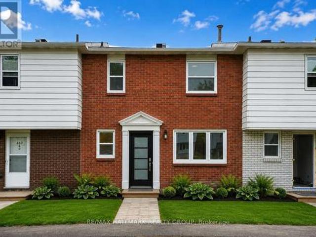 38 660 Hochelaga Street, Ottawa, ON, K1K 2E9 townhouse for sale | Listing ID X13436 | Royal LePage
