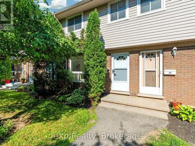 38 88 Avonwood Drive, Stratford, ON, N4Z 1B3 townhouse for sale | Listing ID X12304 | Royal LePage