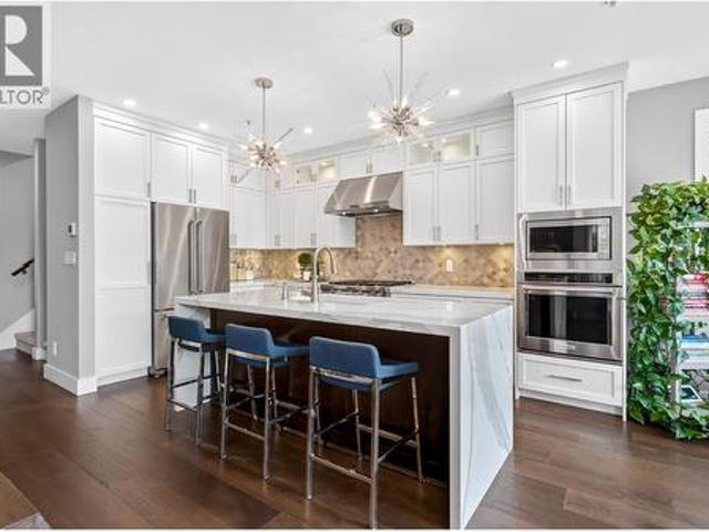 38 2387 Argue Street, Port Coquitlam, BC, V3C 6P5 Luxury House for sale | Listing ID R3142 | Royal LePage Carriage Trade Luxury Properties