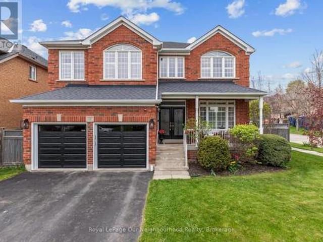 38 Vineyard Avenue, Whitby Williamsburg, ON, L1P 1X5 house for sale | Listing ID E13612 | Royal LePage