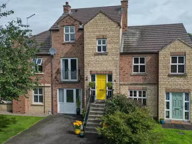 38 Alexandra Park