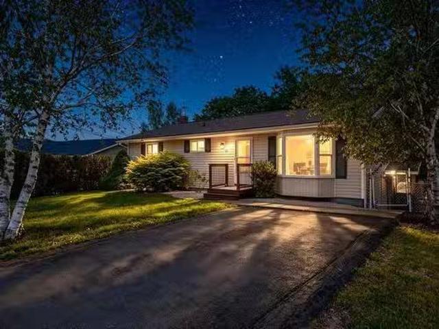 38 Ascot Way, Lower Sackville, NS, B4E 2J1 house for sale L.