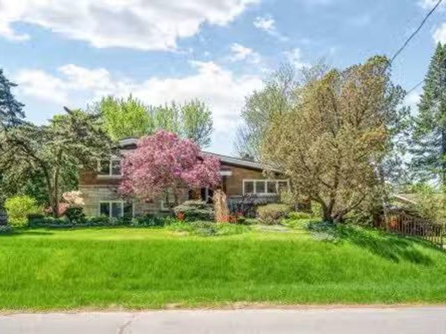 38 Av. Margaret Ann, Beaconsfield, QC, H9W 5N8 house for sal.