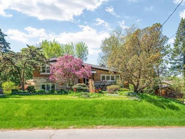 38 Av. Margaret Ann, Beaconsfield, QC, H9W 5N8 house for sale | Listing ID 14747 | Royal LePage