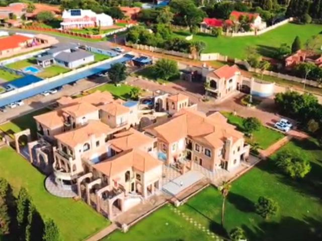 38 Bedroom House Ruimsig Roodepoort 3500000 DS87772290