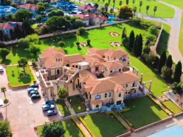 House 38 Bedroom Ruimsig Roodepoort 87772290