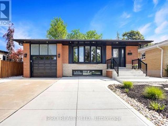 38 Birgitta Crescent, Toronto, ON, M9C 3W4 house for sale | Listing ID W12302 | Royal LePage