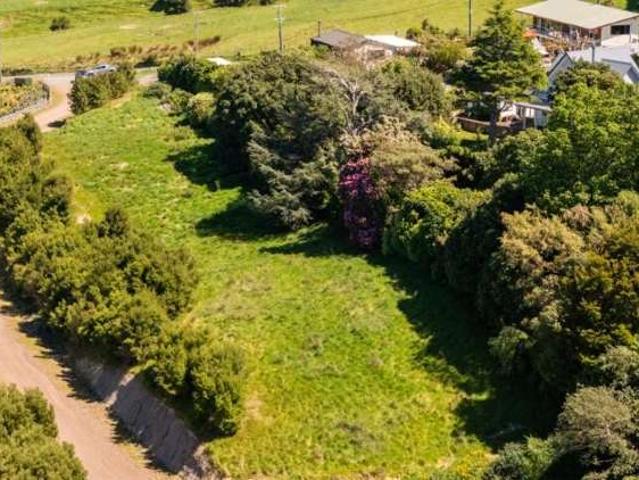 38 Cemetery Road, Wainui, Banks Peninsula