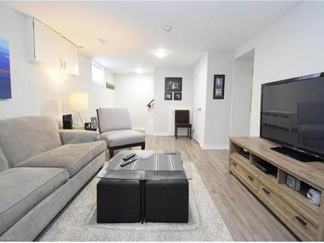 38 Chalmers St, St. Catharines 1 Bedroom Lower Unit