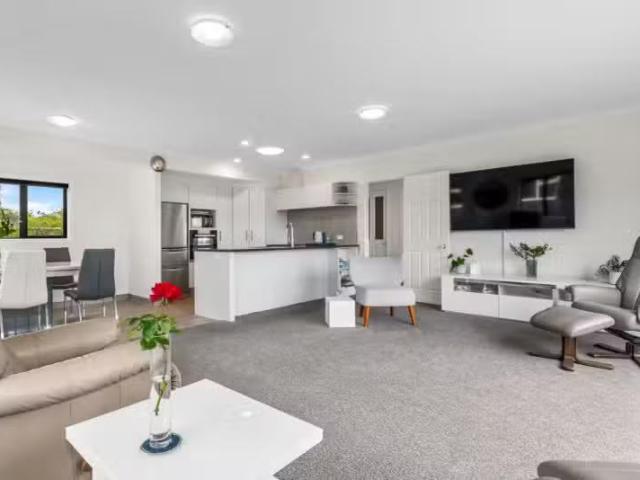 38 Eaton Crescent, Matua, Tauranga