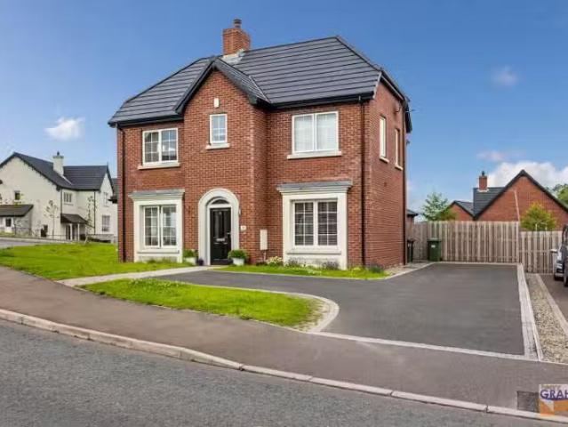 38 Fairfields Glen