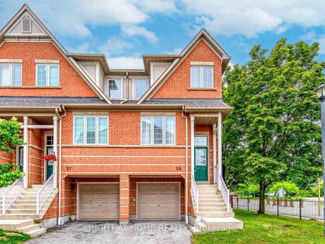 38 Fairview Road W, Mississauga | 3Beds/3Bath, Townhouse, $749,900 | Condos. Ca