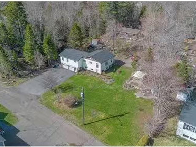 38 Fern Ave, Grand Bay Westfield, NB, E5K 2N8 house for sale.