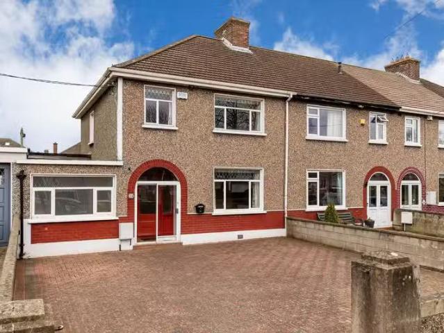 38 Gracefield Avenue, Artane, Dublin 5, D05N660 is for sale
