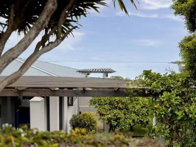 38 Hamurana Road, Omokoroa, Western Bay Of Plenty For Sale
