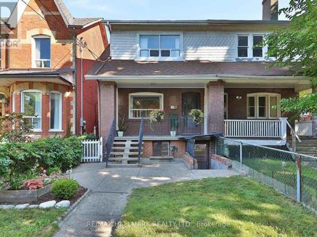 38 Halton Street, Toronto, ON, M6J 1R3 house for lease | Listing ID C13607 | Royal LePage