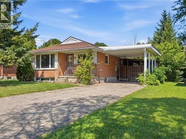 38 High Street, Waterloo, ON, N2L 3X8 house for lease | Listing ID 40853 | Royal LePage