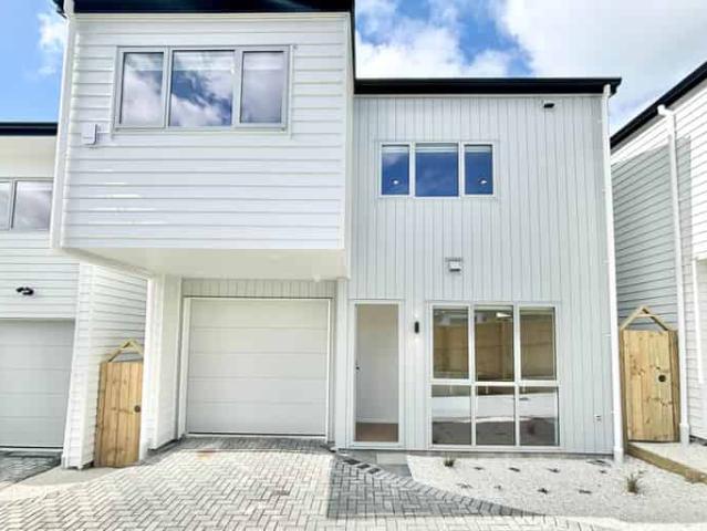 3/8 Imatra Place, Sunnyhills, Manukau City