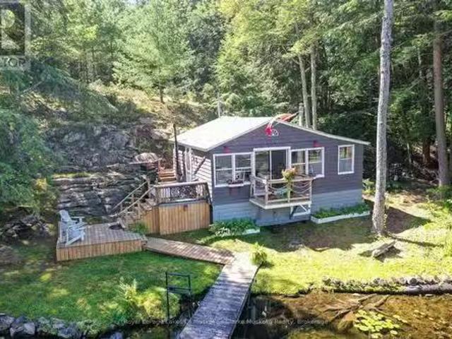 38 Island 130 Severn River, Georgian Bay Baxter, ON, L0K 1S0.