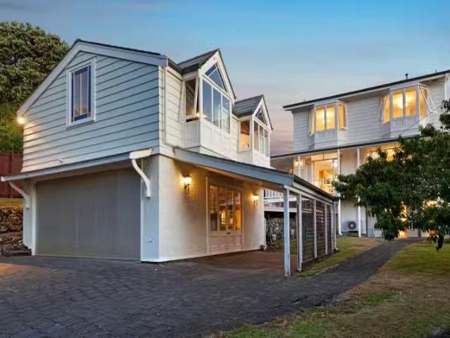 38 Jubilee Avenue, Devonport, North Shore City