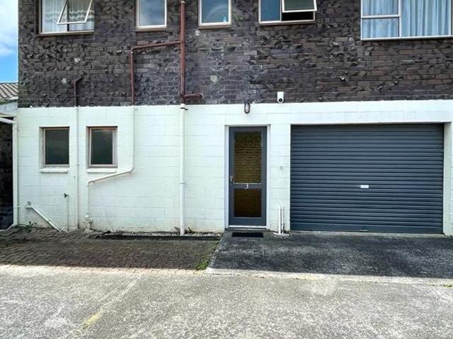 3/8 Koromiko Street, New Lynn, Waitakere City