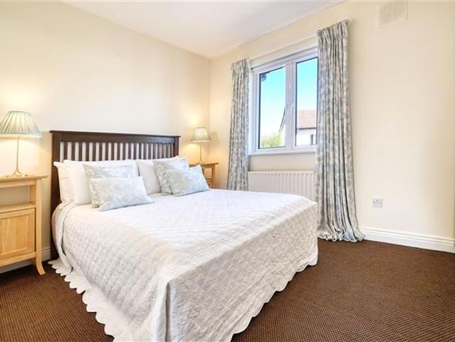 38 Merrion Strand, Road, Dublin 4, D04Y 3XS Hunters Estate Agent 4918 MyHome. Ie Residential