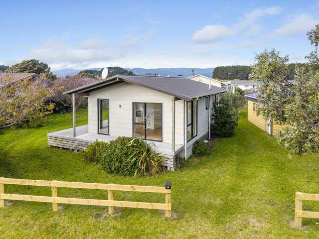 38 Norfolk Crescent, Otaki Beach, Kapiti Coast