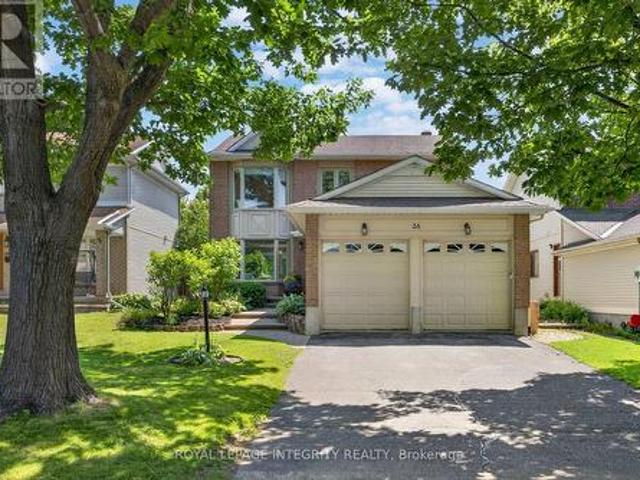 38 Pebble Creek Crescent, Ottawa, ON, K2M 2L4 house for sale | Listing ID X13544 | Royal LePage