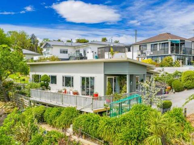 38 Racecourse Road, Waipukurau, Central Hawke's Bay