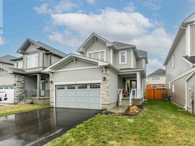 38 ROBBINS Ridge Paris Ontario