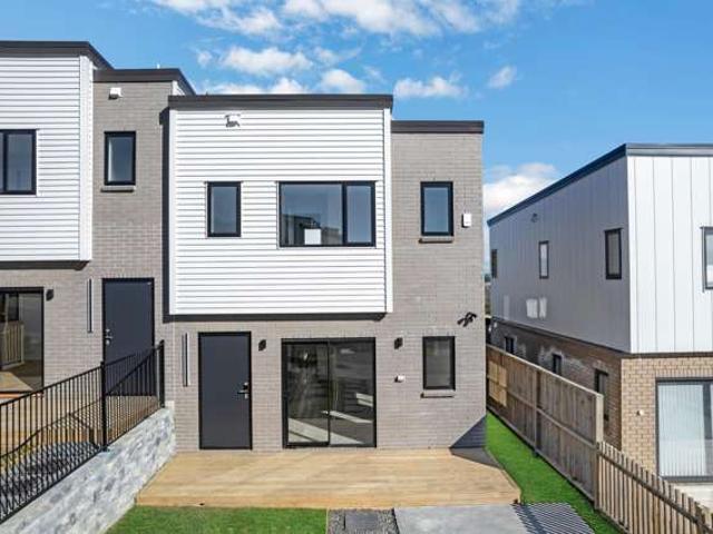 38 Rollerson Street, Papakura