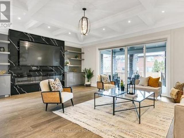 38 Smithwood Drive, Toronto, ON, M9B 4R9 house for sale | Listing ID W12379 | Royal LePage