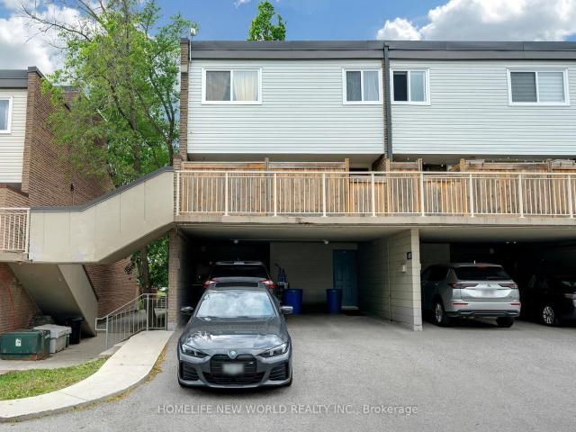 38 Springfair Avenue, Aurora | For Sale @ $519,000 | Condos. Ca