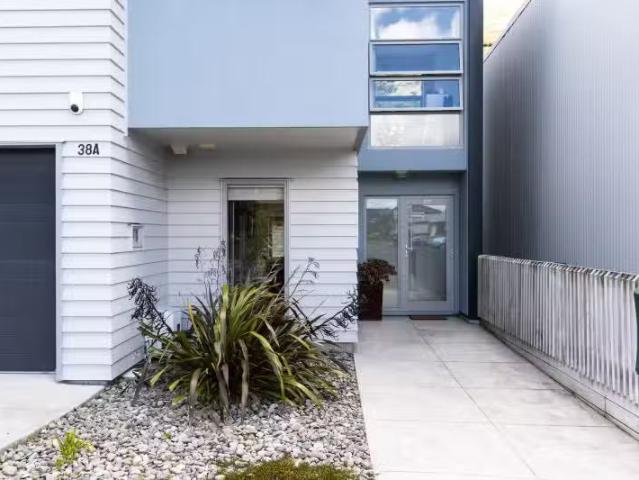 38A Erlestoke Crescent, Churton Park, Wellington City