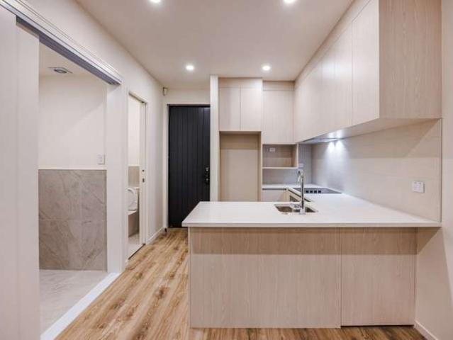 38C Cascades Road, Botany Downs, Manukau City