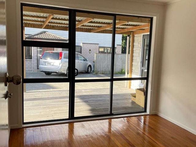 38C Ashlynne Avenue, Papatoetoe, Manukau City