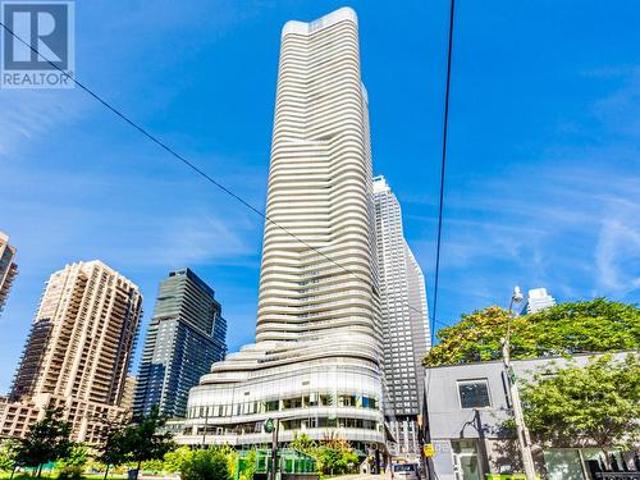 3909 11 Wellesley Street W, Toronto, ON, M4Y 0G4 condo for sale | Listing ID C11963 | Royal LePage