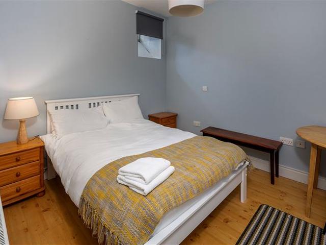 390,000 | 2 Sandymount, Cobh, Cork McCarthy & McGrath Auctioneers 5003 MyHome. Ie Residential