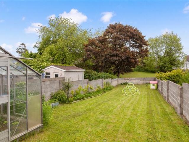 390,000 | 63 Ellenfield Road, Whitehall, Dublin 9 Gallagher Quigley 5002 MyHome. Ie Residential