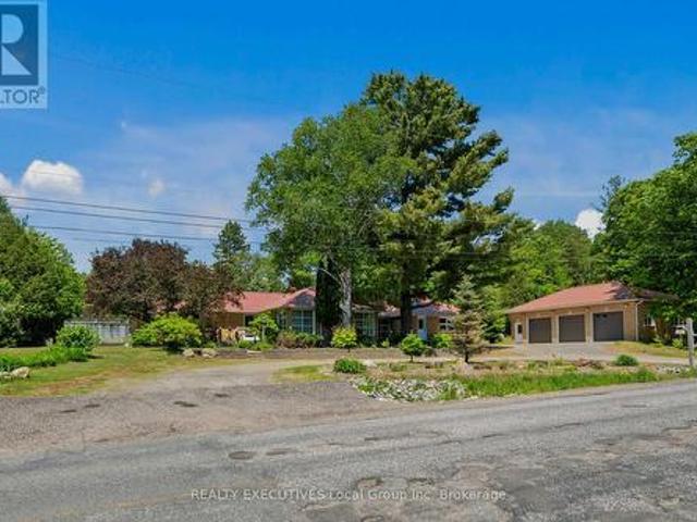390 Cedar Heights Road W, North Bay College Heights, ON, P1B 8G3 house for sale | Listing ID X13488 | Royal LePage