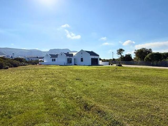 390 m² Land available in Franskraal