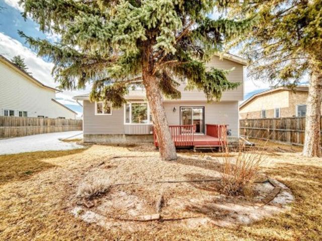 3933 B Street, Edmonton, AB, T6J 2X8 house for sale | Listing ID E4492 | Royal LePage