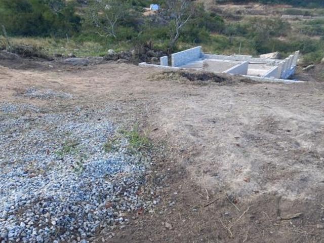 393 m² Land available in Emoyeni