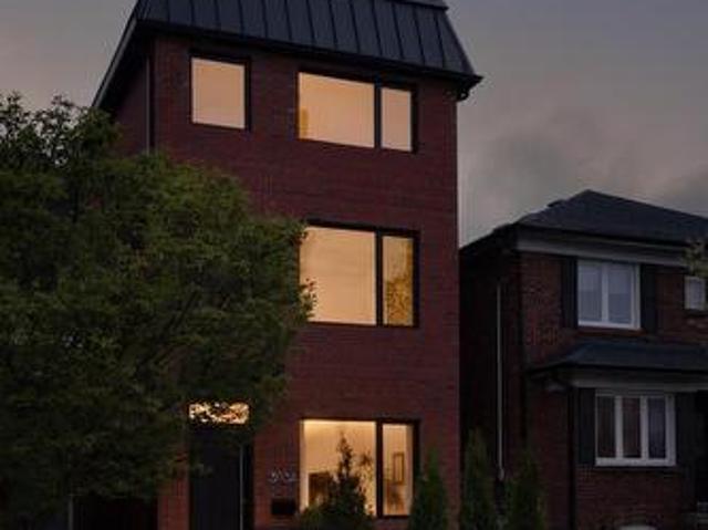 393A Arlington Avenue, Toronto, ON, M6C 3A1 house for sale | Listing ID C13077 | Royal LePage