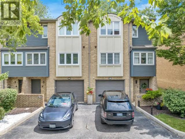 3949 RIVERSIDE DRIVE East Unit# 14