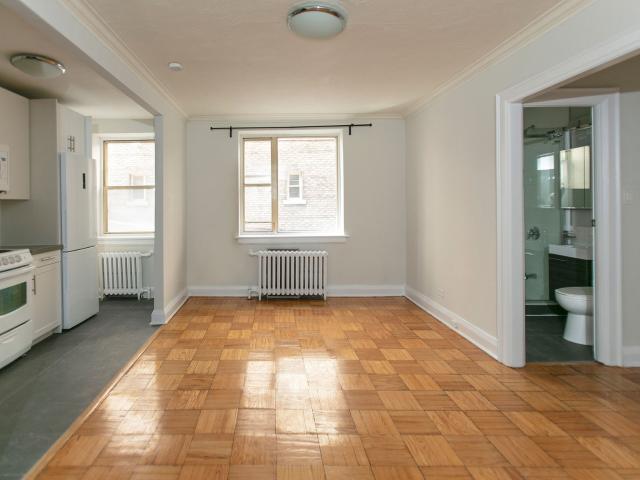 394/396/398 Mayfair Mansions 394/396/398 Mayfair Mansions Bachelor Apartment for Rent