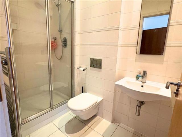 394,950 | 3 The Cedar, Parkview, Belarmine, Stepaside, Dublin 18 Churches Estate Agent 4914 MyHome. Ie Residential
