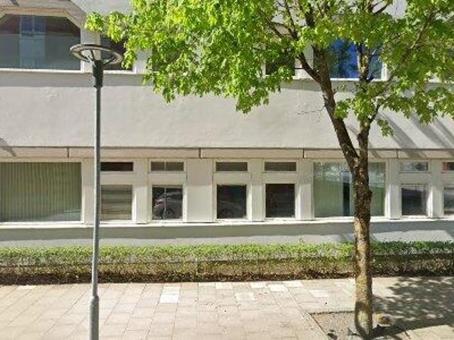 394 m2 kontor uthyres i Västerort