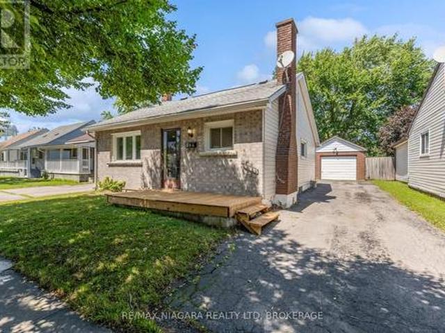 394 Simpson Avenue, Welland Lincoln/Crowland, ON, L3B 4Z2 house for sale | Listing ID X13638 | Royal LePage
