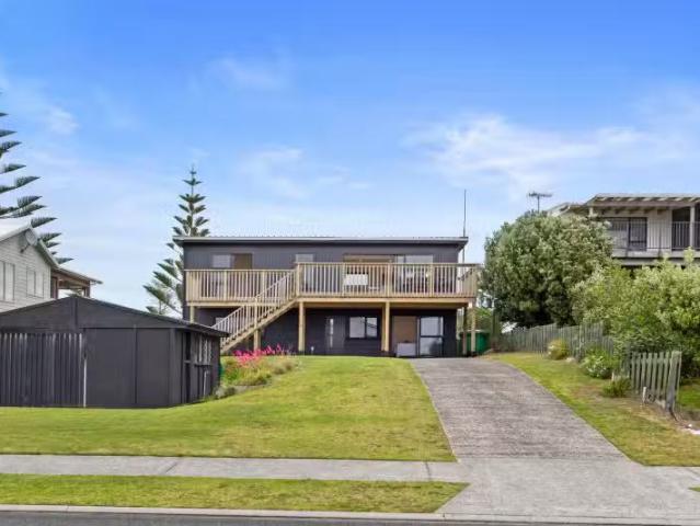 394 Pukehina Parade, Pukehina, Western Bay Of Plenty